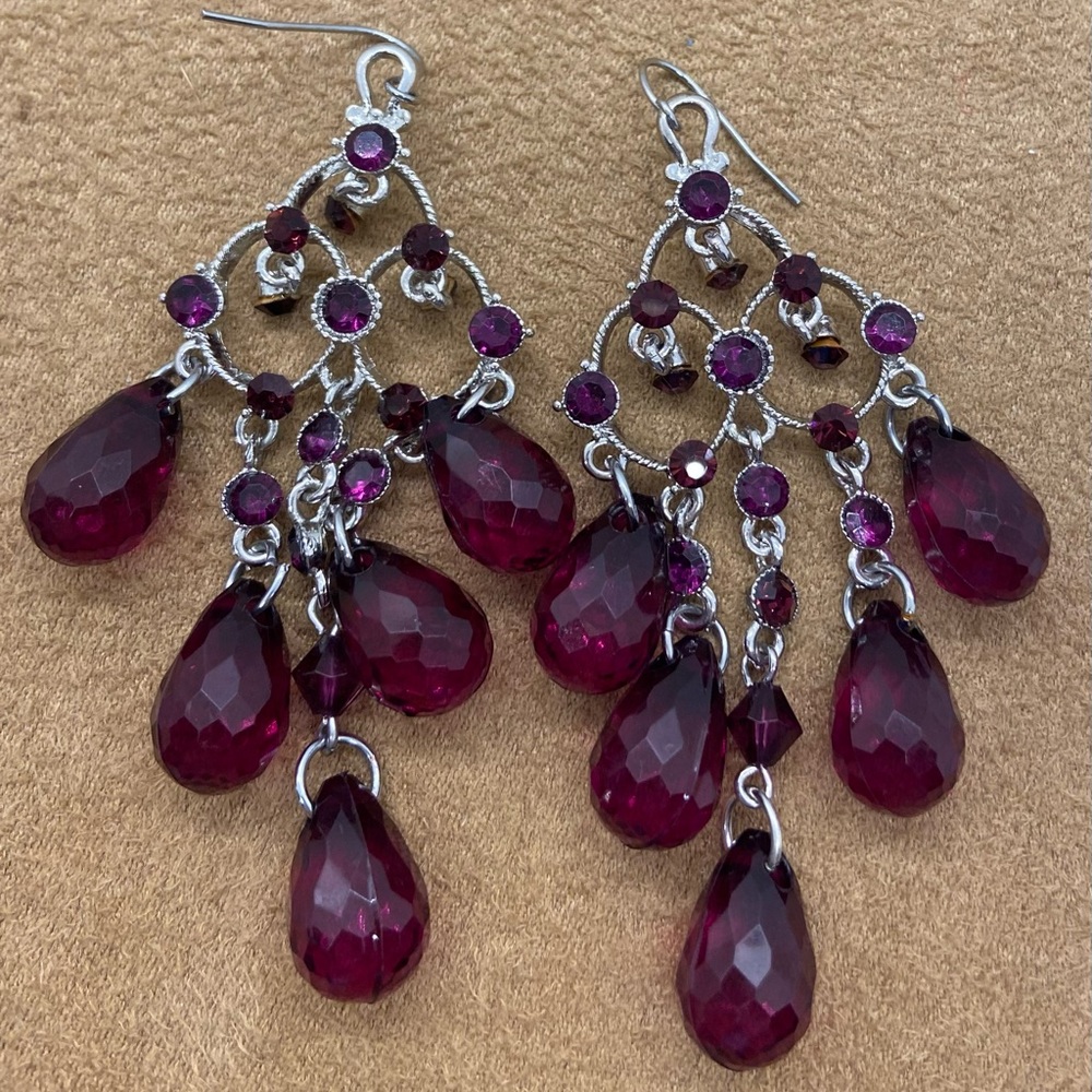 Raspberry colored dangle earrings chandelier type. So pretty